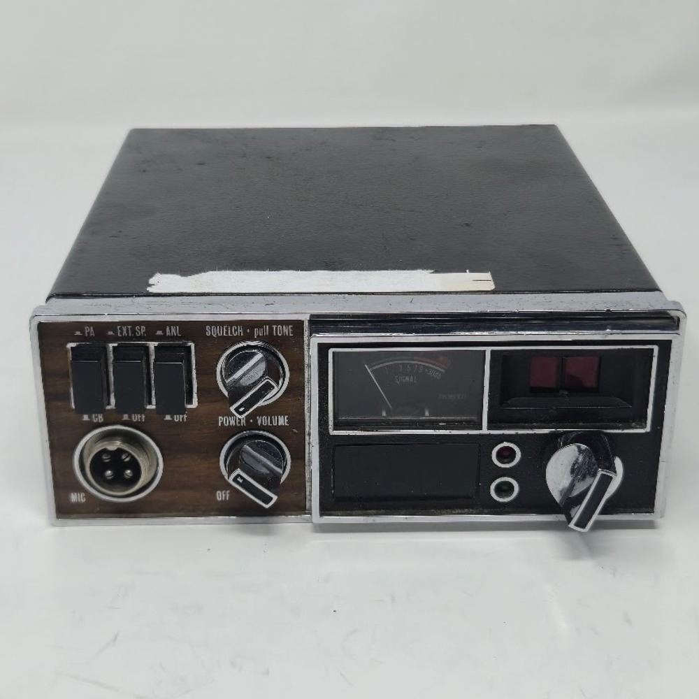 Vintage Robyn SX-101 23 Channel AM CB Radio Transceiver Japan Black Wood Grain